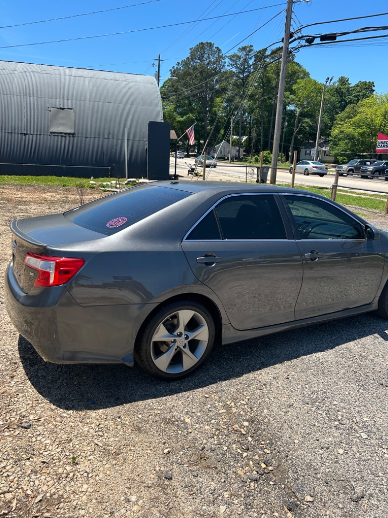 2012 Toyota Camry SE - Photo 7