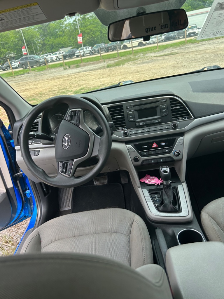 2017 Hyundai Elantra SE - Photo 11
